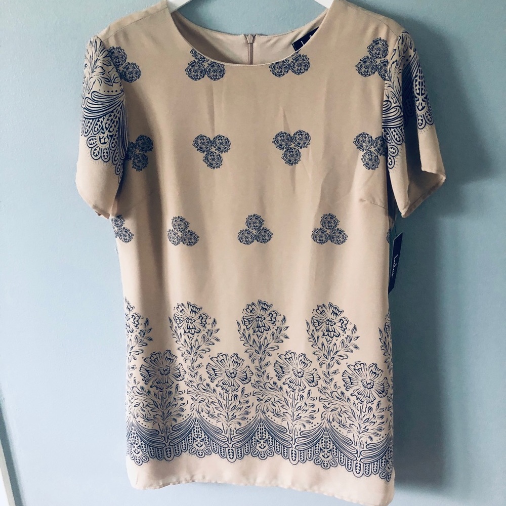 NWT Lulu’s shift dress